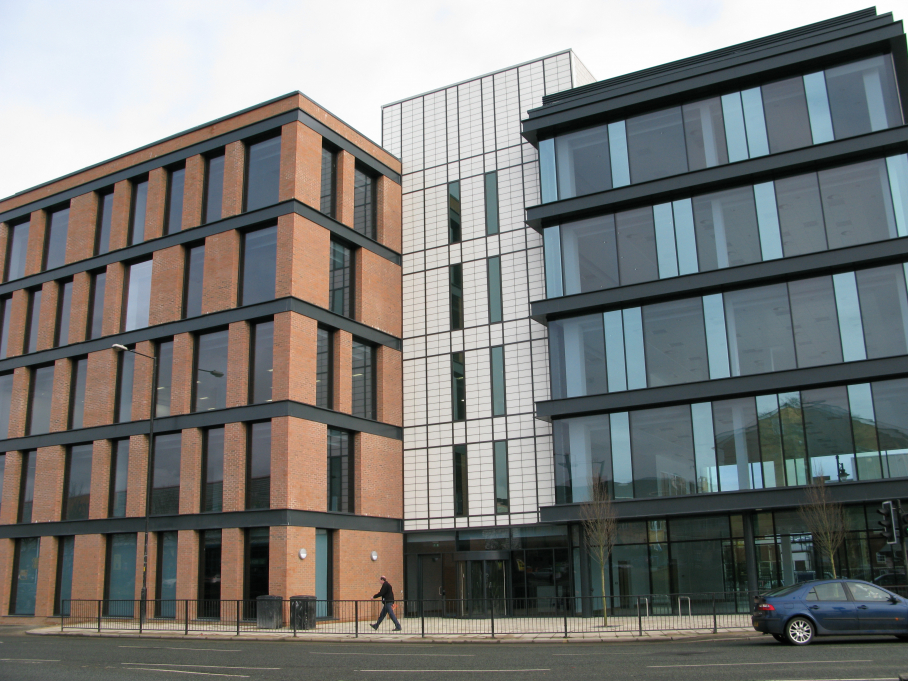 Фасадное остекление бизнес-центров