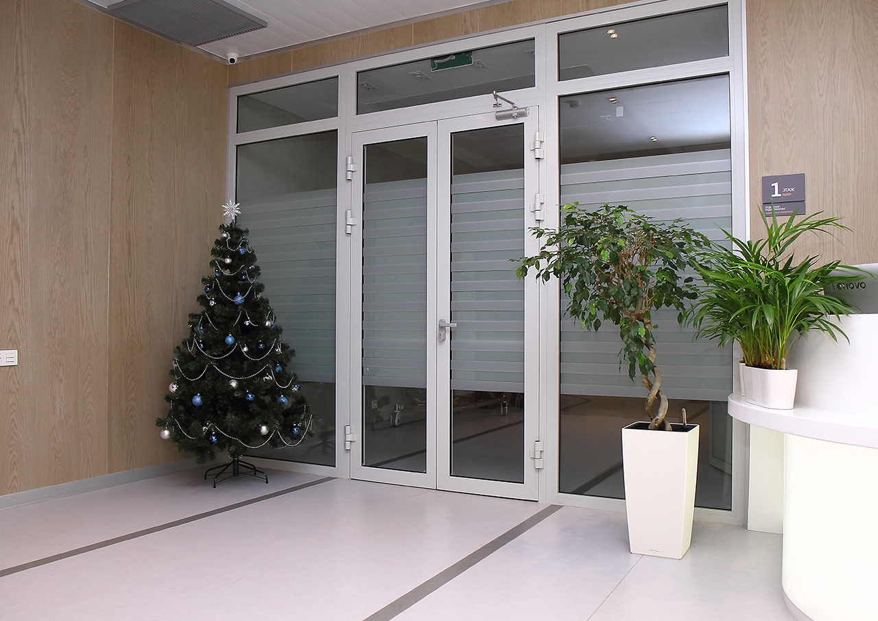 Входные группы для магазинов